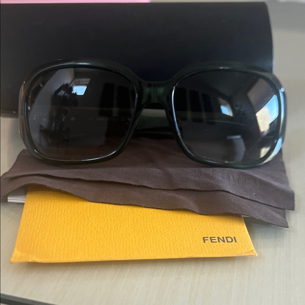 Fendi Dark Sunglasses with dark greenFrame